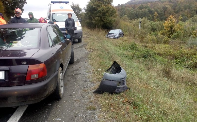 Accident cu două victime, în Bologa. O mașină a fost proiectată în câmp