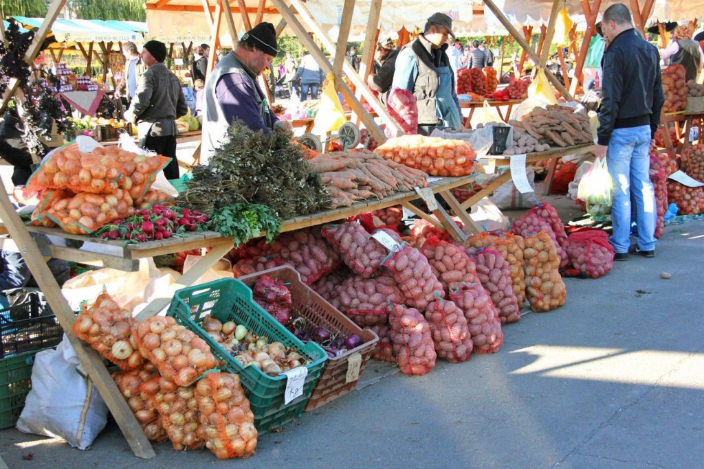 Pregătește-ți cămara de iarnă de la producători locali. Peste 100 de expozanți la Cluj