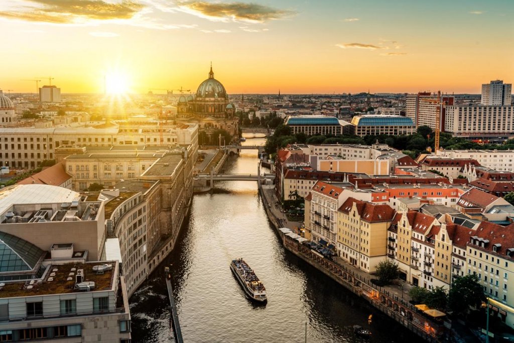 Decizie istorică! Berlinul a îngheațat prețul chiriilor