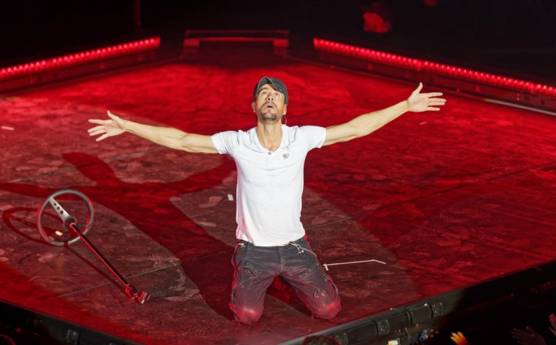 „Bailamos", "Rhythm Divine", „Duele El Corazon”! Enrique Iglesias concertează, marți, la Cluj. Ultimele detalii