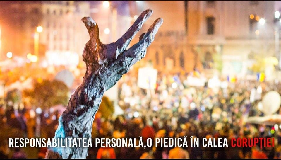 Sute de clujeni ies în stradă pentru #COLECTIV: "Suntem aici și nu uităm!"