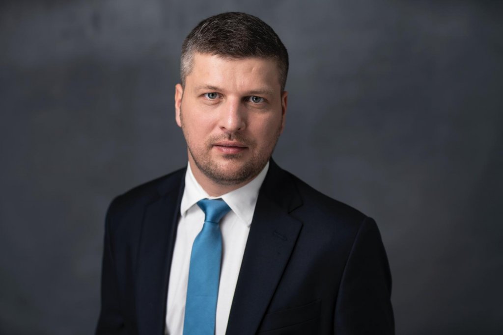Deputat PNL Sorin-Dan Moldovan: "Dezvoltarea aeroportului „Avram Iancu” trebuie să reprezinte o prioritate a noului guvern"
