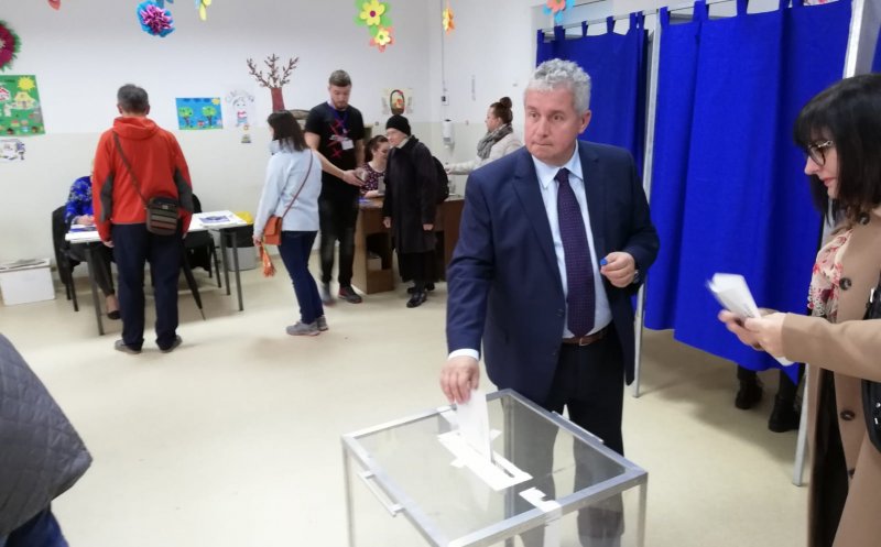 Prezidențiale 2019 | Daniel Buda a votat "pentru o viață mai bună pentru români și pentru o Românie normală"