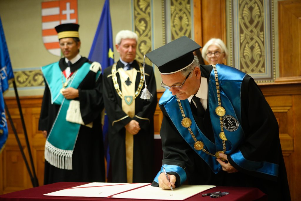 Doru Pamfil, noul președinte al Academiei Române Cluj