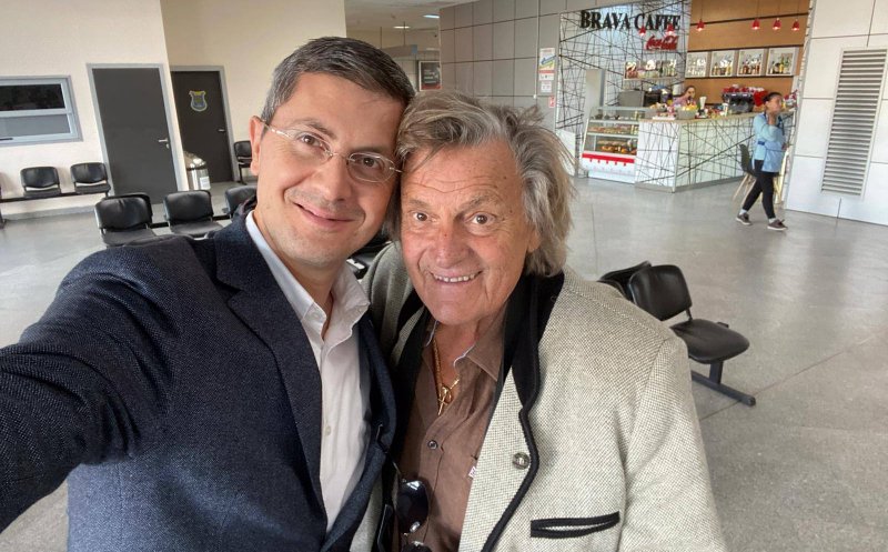 Dan Barna și-a făcut selfie cu  Florin Piersic la Cluj