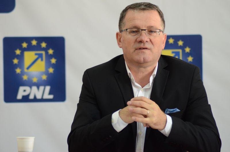 Ministrul Agriculturii avertizează: "Am putea ajunge la un deficit de 2 miliarde de euro în comerţul cu produse agricole"