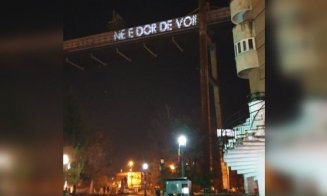 Mesaj emoţionat pentru diaspora, inspirat de o iniţiativă din Cluj: „Ne e dor de voi”. 12.000 de oameni din oraş sunt plecaţi în străinătate
