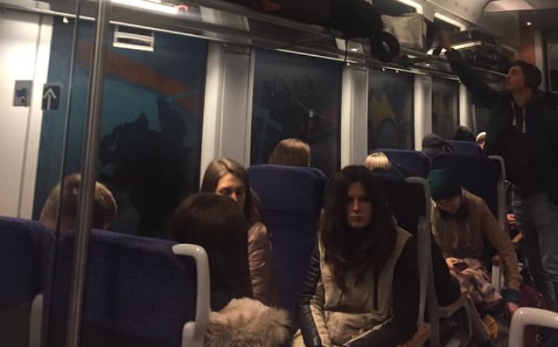 Frig în tren ca afară pe cursa Oradea - Cluj: "Îngheţare totală!"