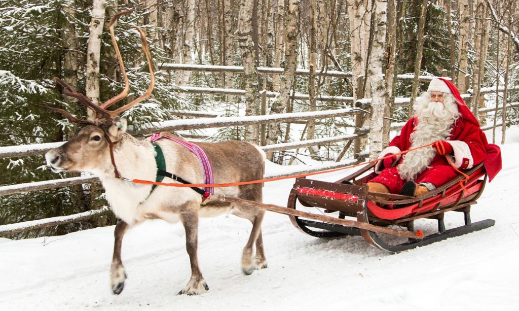 Cum poţi urmări traseul lui Moş Crăciun în lume în Ajunul Crăciunului cu Google Santa Tracker