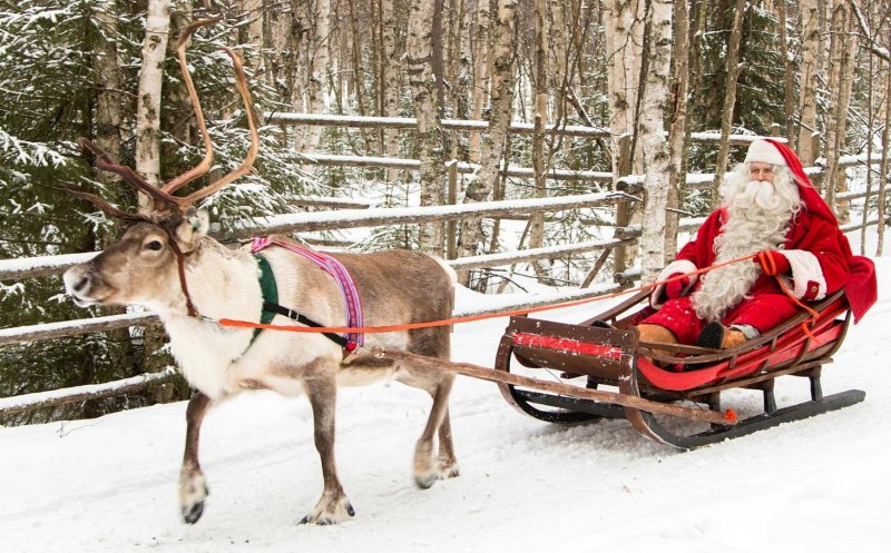 Cum poţi urmări traseul lui Moş Crăciun în lume în Ajunul Crăciunului cu Google Santa Tracker