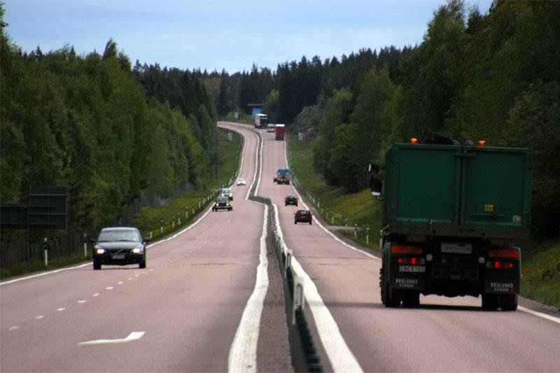 Propunere: sistem "2+1 alternativ" între Cluj şi Dej, pentru mai puţine accidente şi cozi