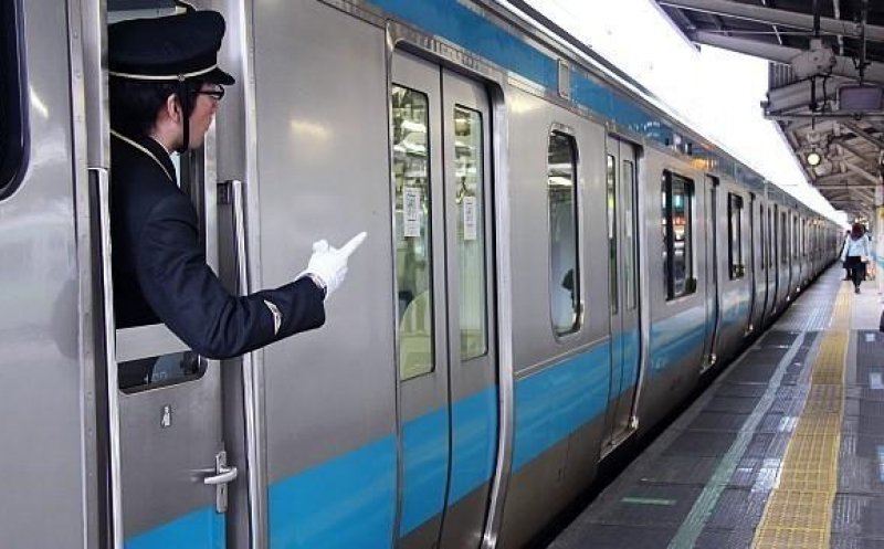 Bilete de tren la jumătate de preț, de Valentine’s Day şi Dragobete