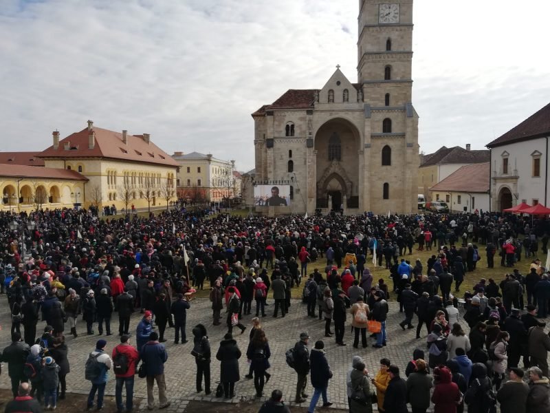 Pelerinii din Cluj au mers la înscăunarea noului episcop romano-catolic