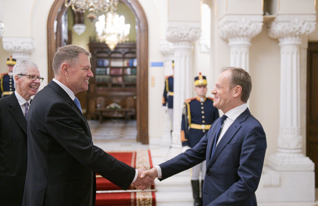 Tusk l-a lăudat pe Iohannis: Un politician extraordinar. I-am propus să fie preşedintele Consiliului European