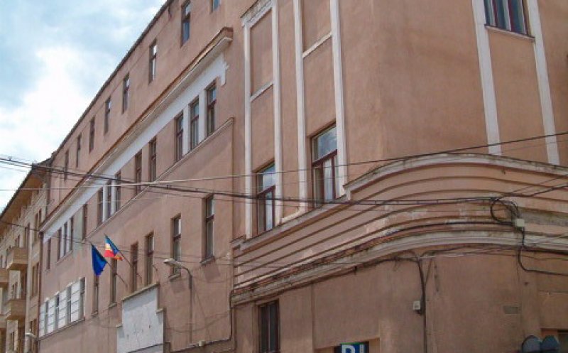 Academia de Muzică Gheorge Dima nu suspendă cursurile, dar renunță la activitățile cu public