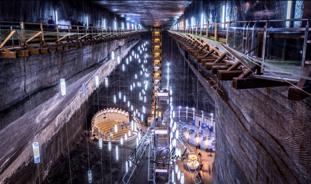 Salina Turda își închide porțile
