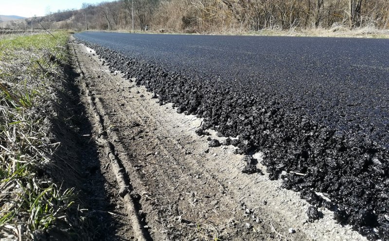 Pe drumurile județene continuă lucrările de reparații și modernizare