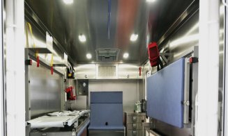 Premieră mondială: Clujul produce prima ambulanță anticoronavirus