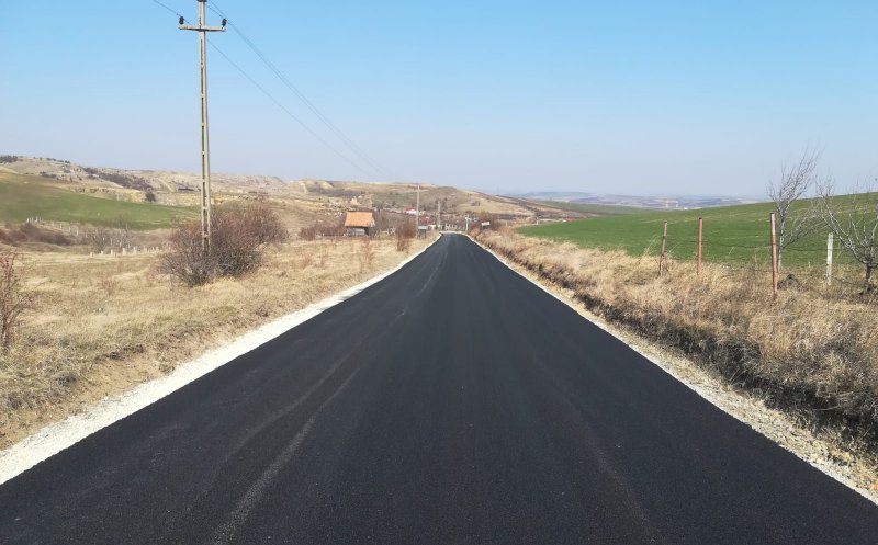 S-au finalizat asfaltările pe drumul județean 103G Săndulești – (DJ 103I) Cheile Turzii