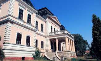 După cinci licitații eșuate, CJ Cluj a mărit valoarea contractului pentru restaurarea Castelului Banffy