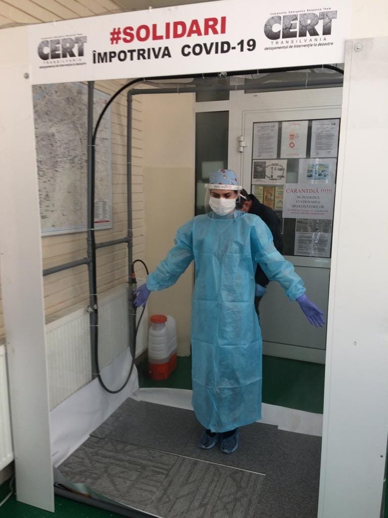 Tunel de decontaminare la UPU Cluj: "Mulțumim, CERT Transilvania!"