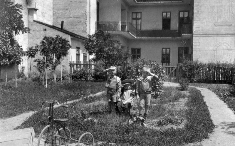Recunoşti strada? Era vara lui 1906 la Cluj-Napoca