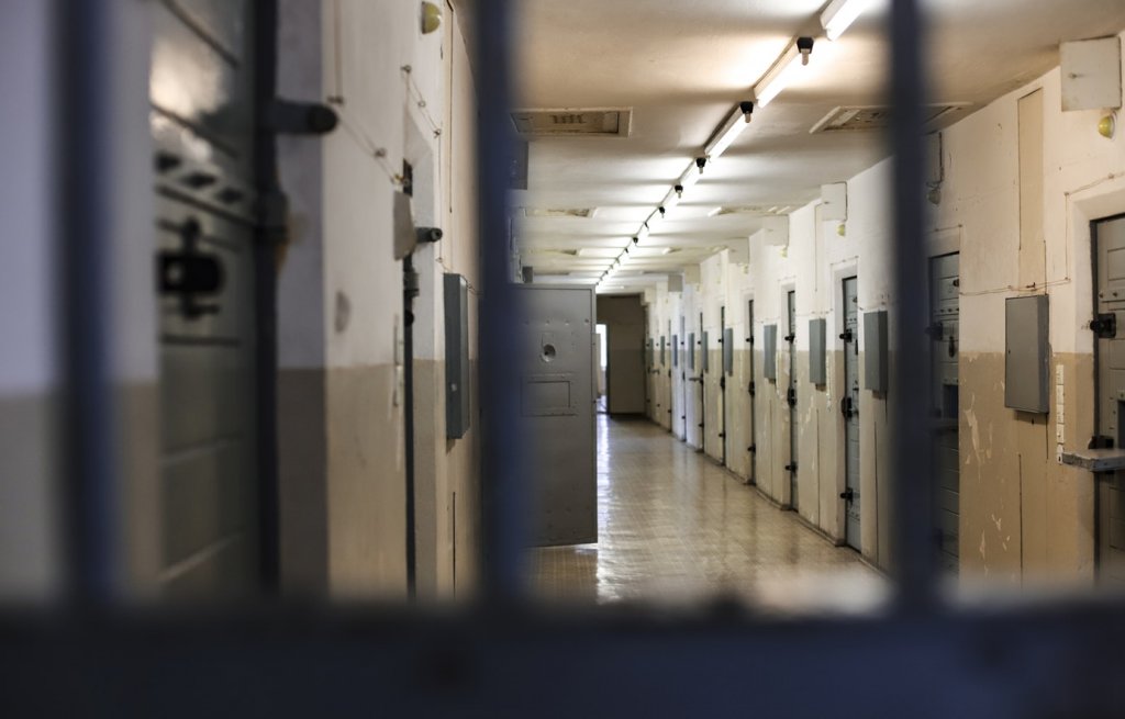 COVID-19 nu s-a răspândit încă în penitenciarele din România. Cazul de la Penitenciarul Spital Dej rămâne singurul confirmat