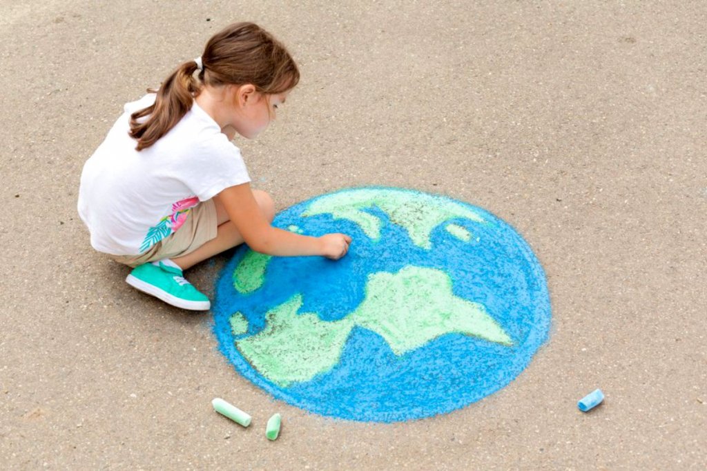 Azi se sărbătoreşte ziua Planetei Pământ. E o ocazie să promovăm armonia cu natura şi Pământul