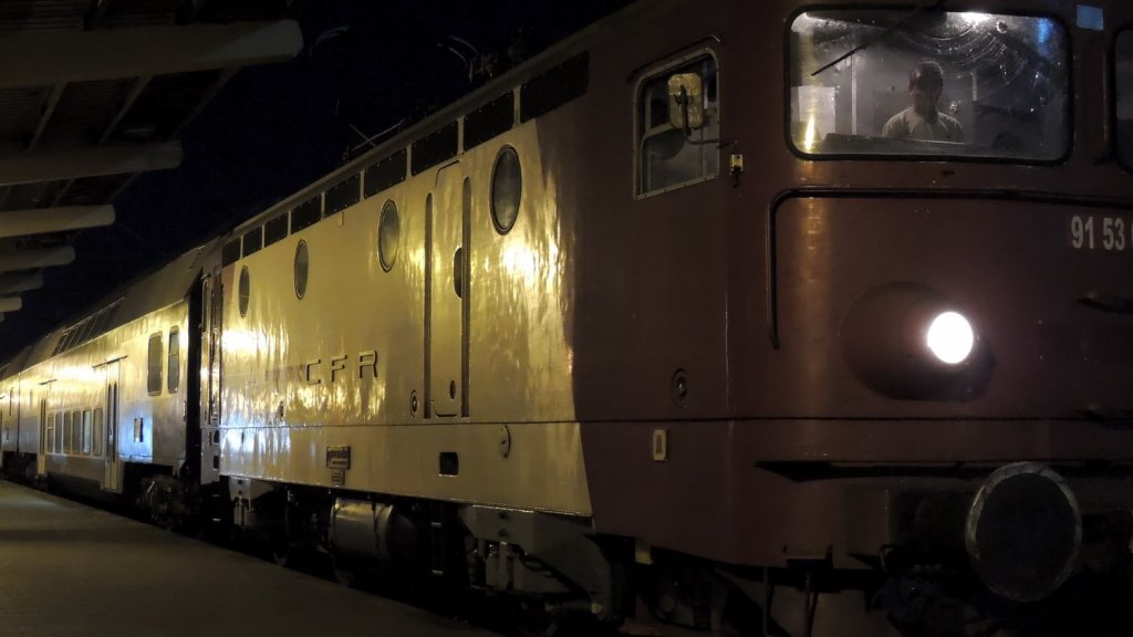 Tren de noapte Austria-România, pentru a transporta forţa de muncă din sistemul de îngrijire a persoanelor vârstnice