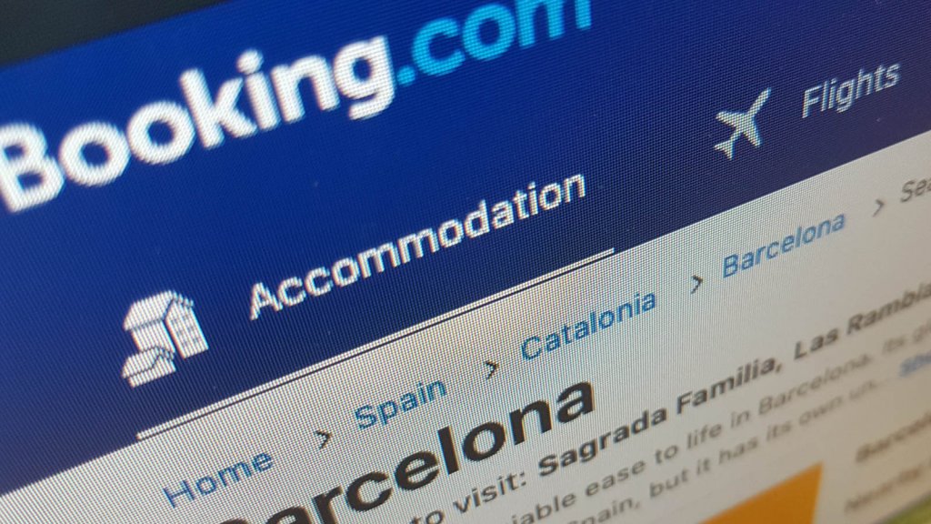 Booking.com, amendată cu 7 milioane de euro în Ungaria pentru practici comerciale neloiale
