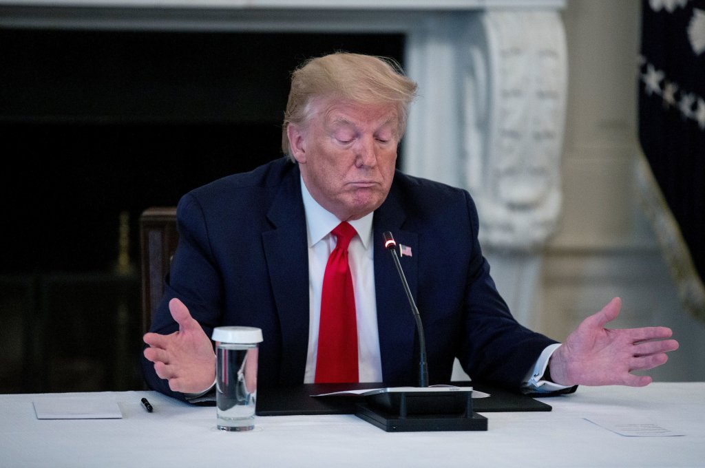 Acuzaţii grave la adresa lui Trump: Nu a vrut să ia nicio măsură când a fost anunţat de COVID-19