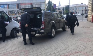 Inculpații cu Rolls Royce și Bentley din Dej, acuzați de proxenetism, au fost arestați preventiv