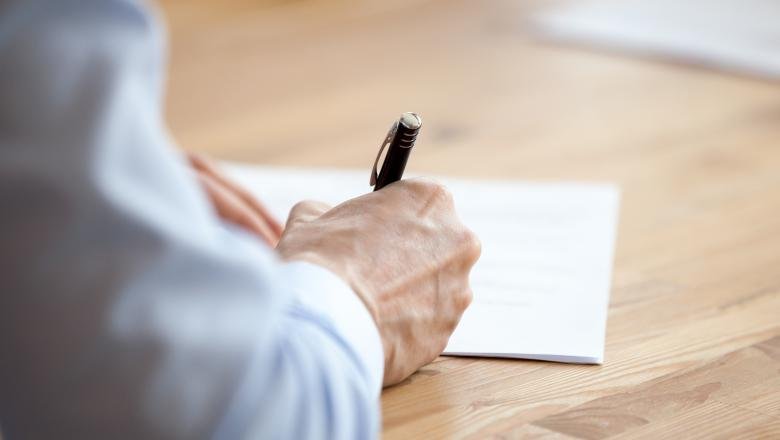 Decizia privind declaraţia pe propria răspundere va fi luată după declanşarea stării de alertă