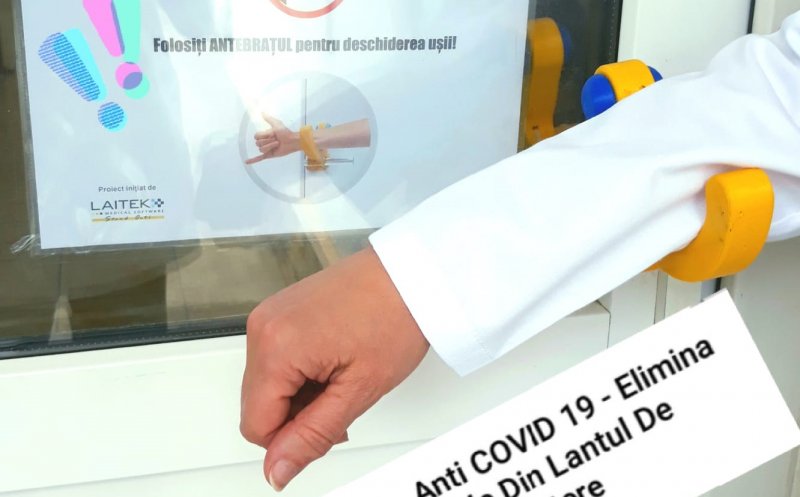 Mânere anti-COVID pentru ușile spitalelor din Cluj