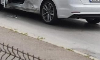 Accident cu ambulanță în Cipariu. Asistenta, transportată la spital