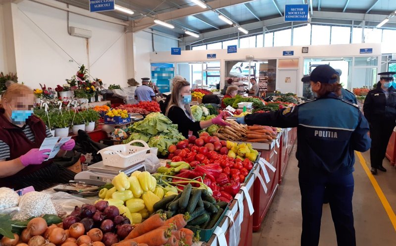 Controale în Piața Zorilor. Polițiștii au împărțit amenzi comercianților