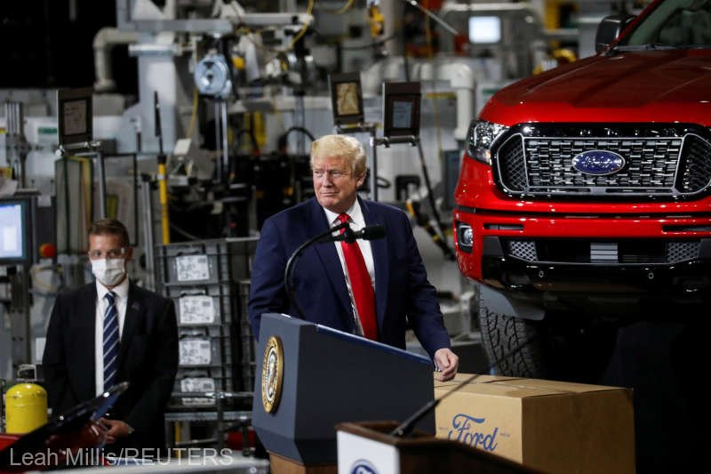 Trump susţine că nu va închide ţara dacă un al doilea val al epidemiei de COVID-19 va afecta SUA