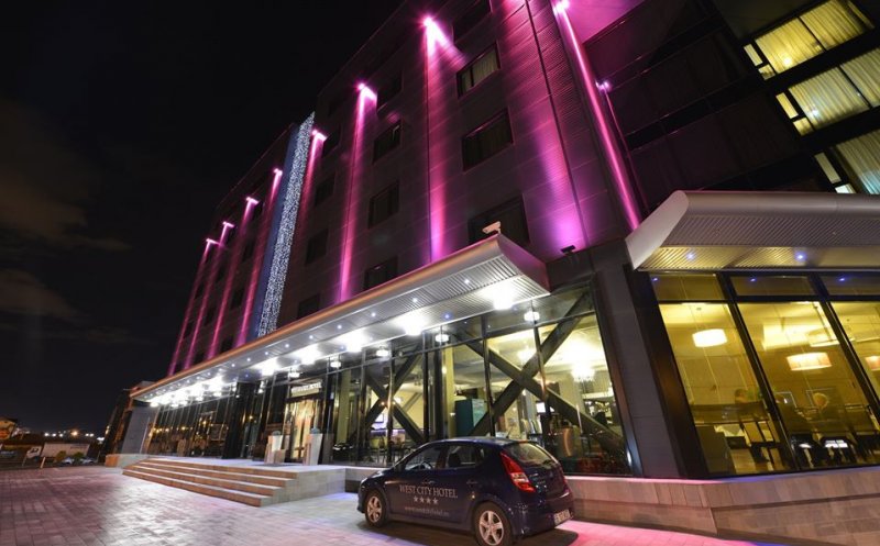 S-a redeschis West City. Cum arată hotelul după modernizare