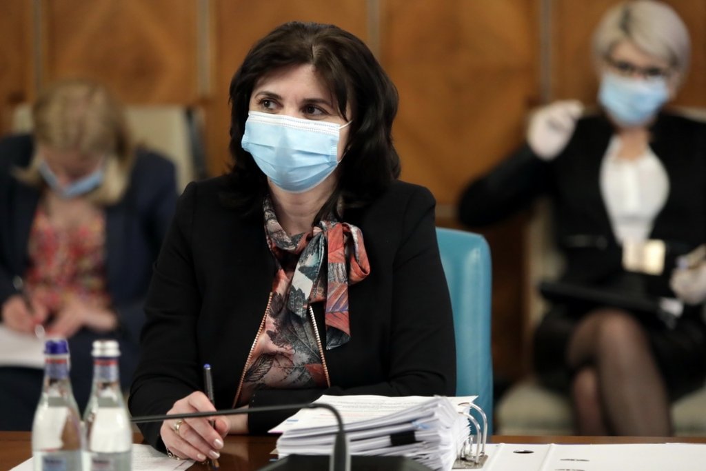 Moţiunea simplă împotriva ministrului Educaţiei, în procedură de vot azi la Camera Deputaţilor