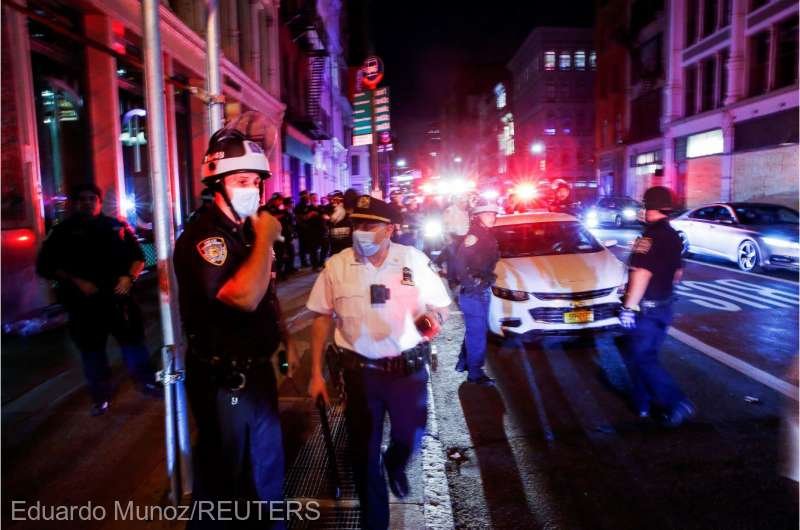 Jafuri, incendii şi vandalism astă noapte la New York. Peste 700 de persoane au fost arestate
