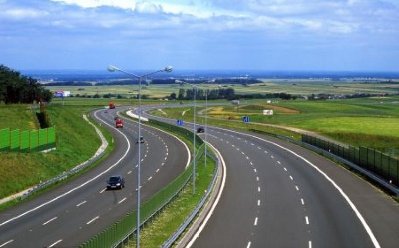 Vești bune! Se bate palma pentru un tronson al Autostrăzii Transilvania