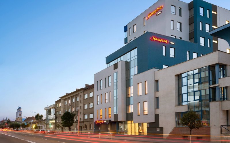 Hotelurile Clujului se redeschid "pe bucăți"