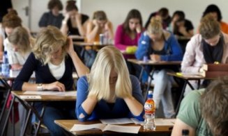 Peste 170.000 de elevi susțin examenele de Evaluare Națională