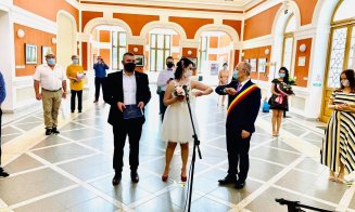 Doi fani ai Universității Cluj, căsătoriți de primarul Emil Boc