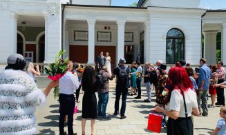 Doi fani ai Universității Cluj, căsătoriți de primarul Emil Boc