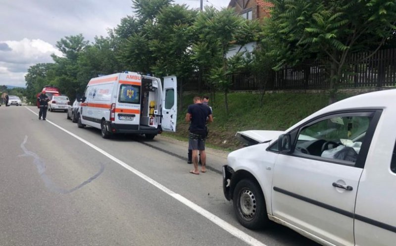 Accident în comuna Mica, două persoane rănite