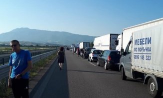 Cozi kilometrice la singurul punct rutier de frontieră funcţional dintre Bulgaria şi Grecia