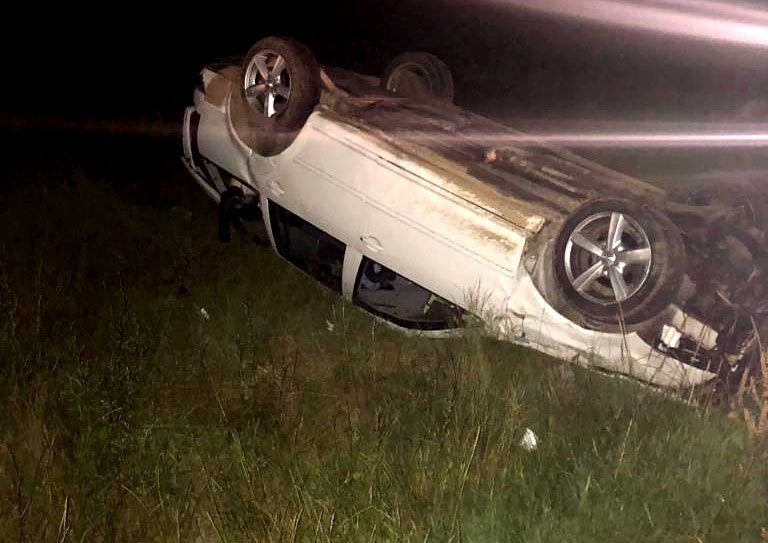 Derapaj şi cascadorie la volan. Şoferul de 19 ani era băut