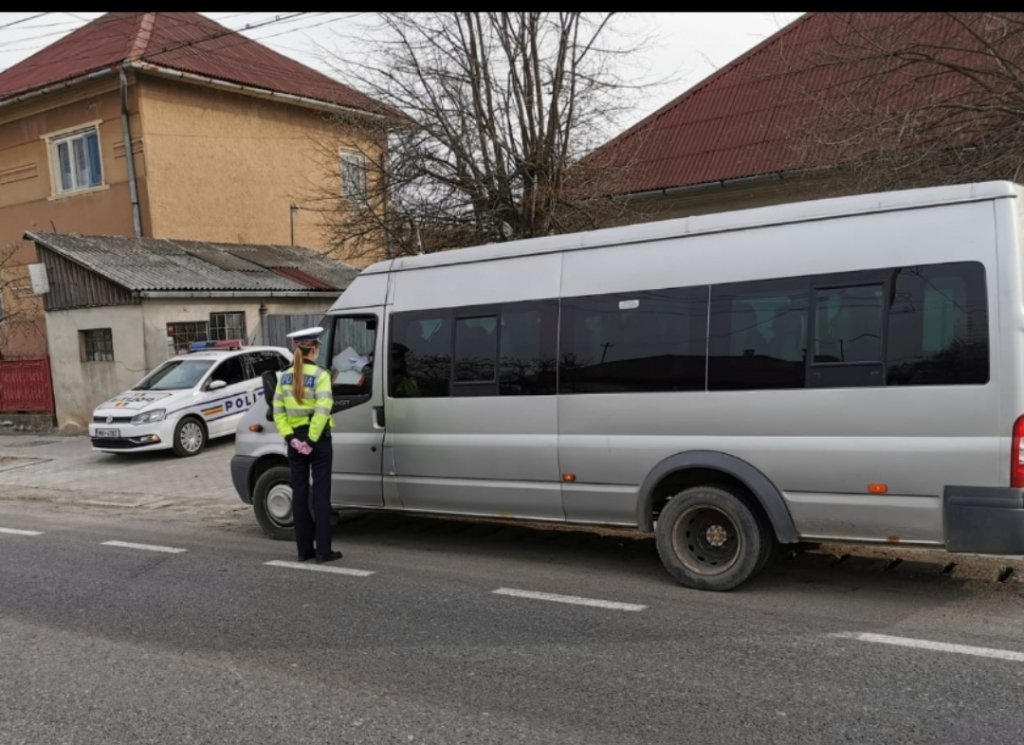 Razie la transportatori pe drumurile Clujului. Patru vehicule imobilizate