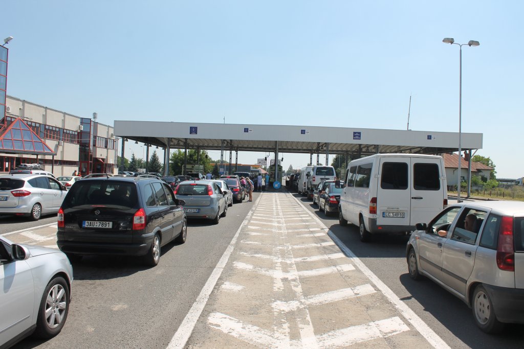 Românii din Germania: “Lăsați-ne să venim acasă în vacanță!”